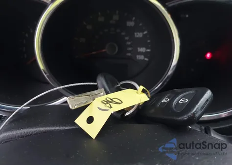 2011 Kia Sorento Lx z USA, uszkodzony, nr VIN 5XYKT3A13BG129257